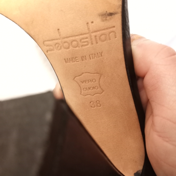 SEBASTIAN 2-Toned Sandals - Picture 4 of 9